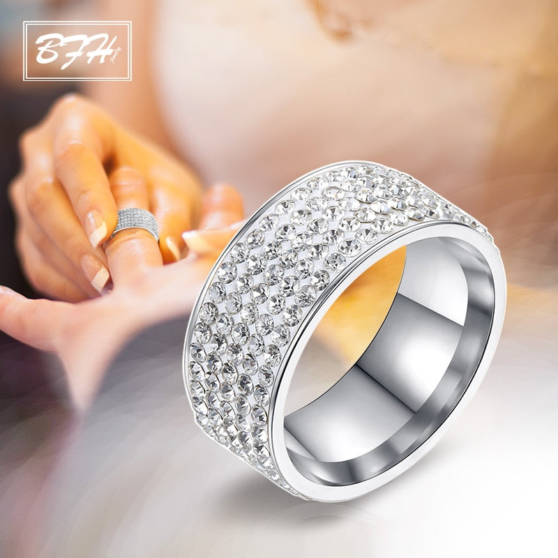 BFH 2019 Fashion Zircon Wedding Stainless Steel Rings for Women Jewelry Fashion Engagement Female Crystals Stainless Steel Ring