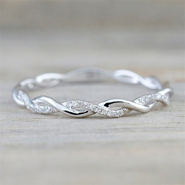 Charm round large crystal ring classic temperament ring European and American popular new products